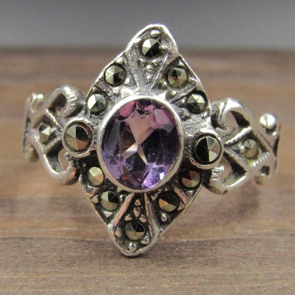 Jewelry - Size 5.75 Sterling Amethyst & Marcasite Ring